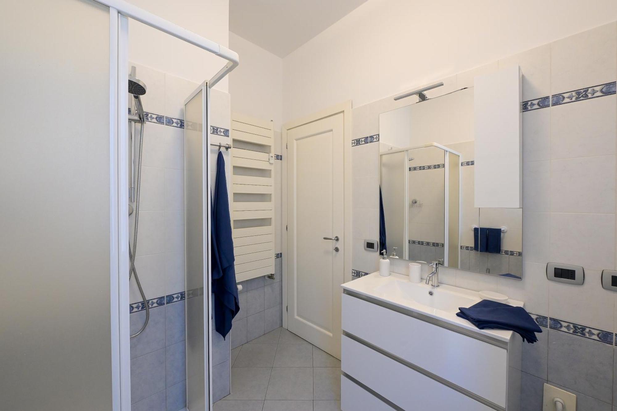 Tuliphouse Da Davide Apartment Bologna Ngoại thất bức ảnh