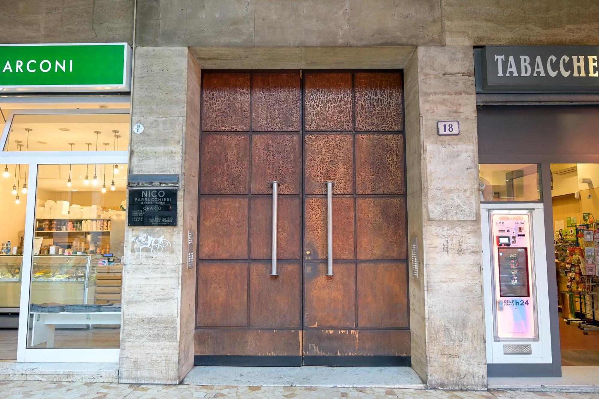 Tuliphouse Da Davide Apartment Bologna Ngoại thất bức ảnh